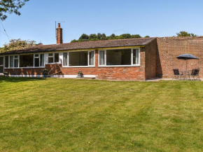 Beachborough Park Summer House